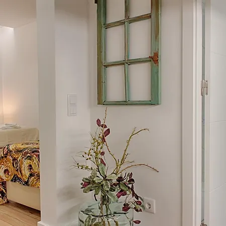 On Suites Apartment